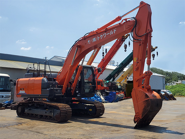 Excavator(0.7m3) for our own use