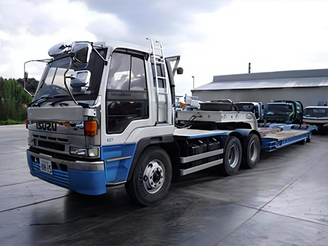 Large Trailer